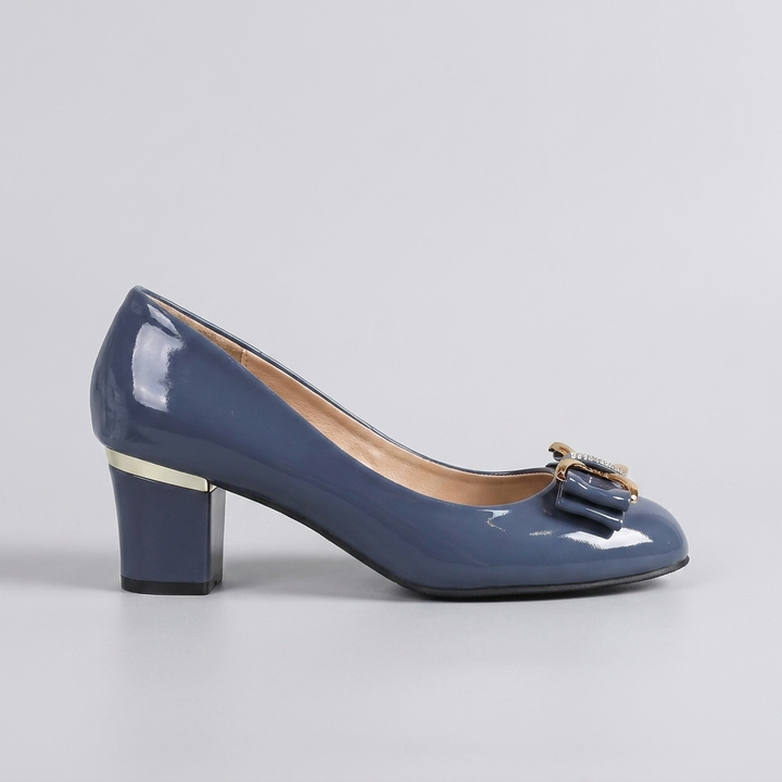 Evelyn | Women&